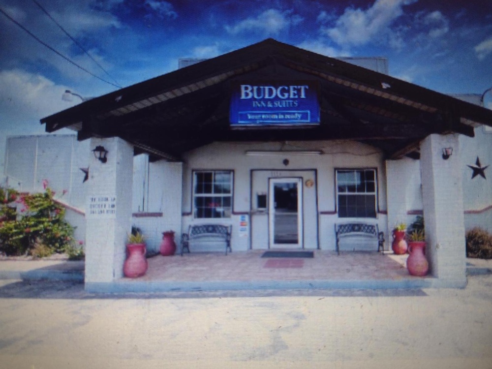 Budget Inn & Suites Lowest Price,Best Value!!!